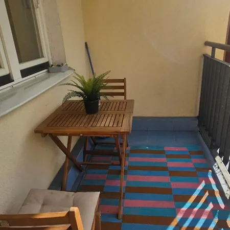 Agatowa Apartment *